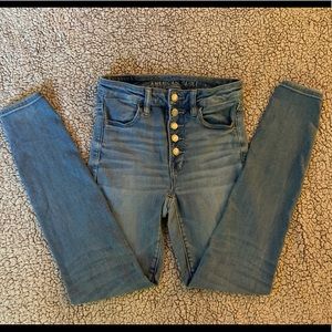 ❤️❤️American Eagle Super Hi-Rise Jeggings Size 4